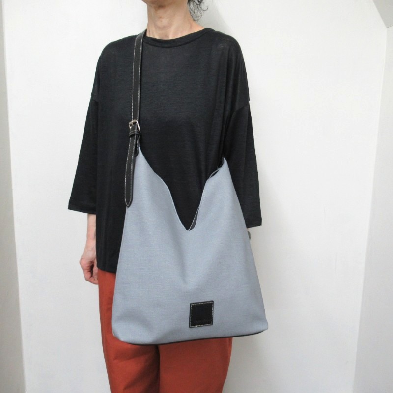 Legato Largo  ＶシェイプＡ4ショルダー/HBL